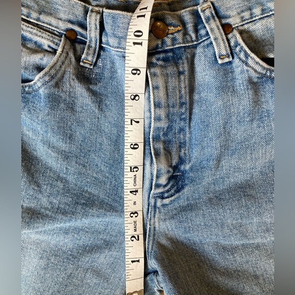 Fantastic Vintage Wrangler Jeans- Unisex - Picture 7 of 13